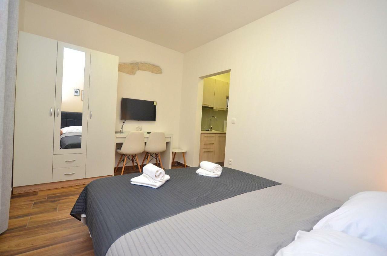Stella Apartments Novigrad Istria エクステリア 写真