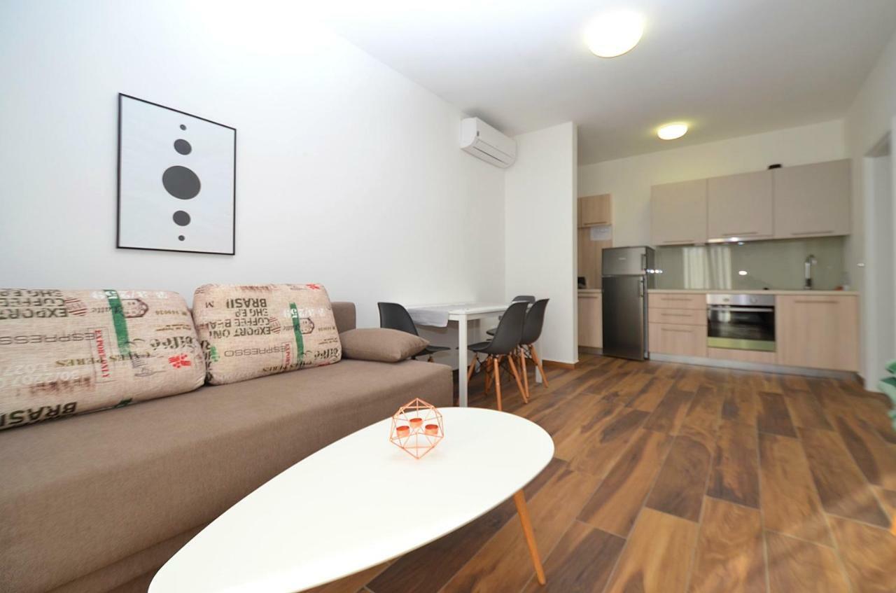 Stella Apartments Novigrad Istria エクステリア 写真
